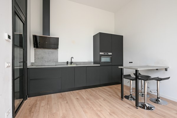 Medium property photo - Hoevestraat, 3033 GA Rotterdam